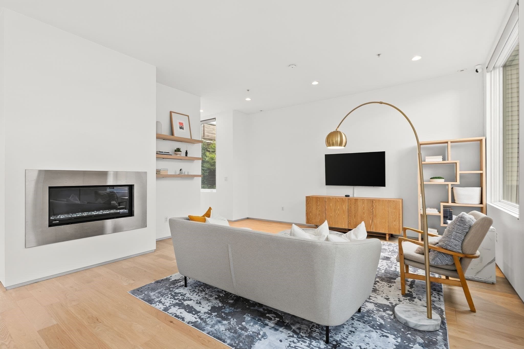 Condominium at 537 E 1st Street # 6, Boston MA 02127, Boston, photo 9 of 26