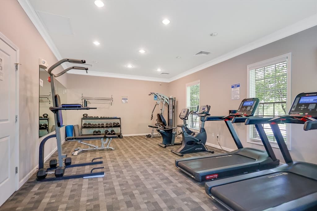 Condominium at 36 Abigail Way # 1009, Reading MA 01867, Reading, photo 22 of 29