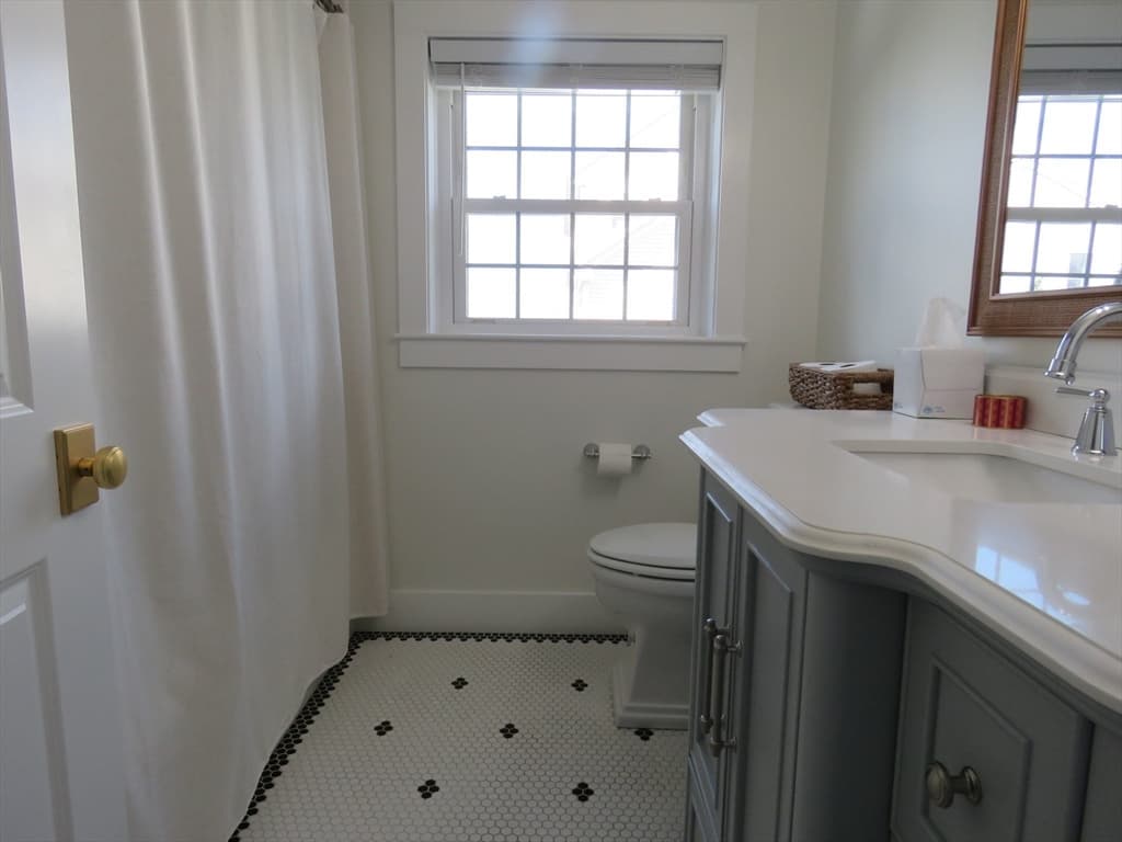 Single Family Residence at 38 Cedar Ln, Kingston MA 02364, Kingston, photo 19 of 30