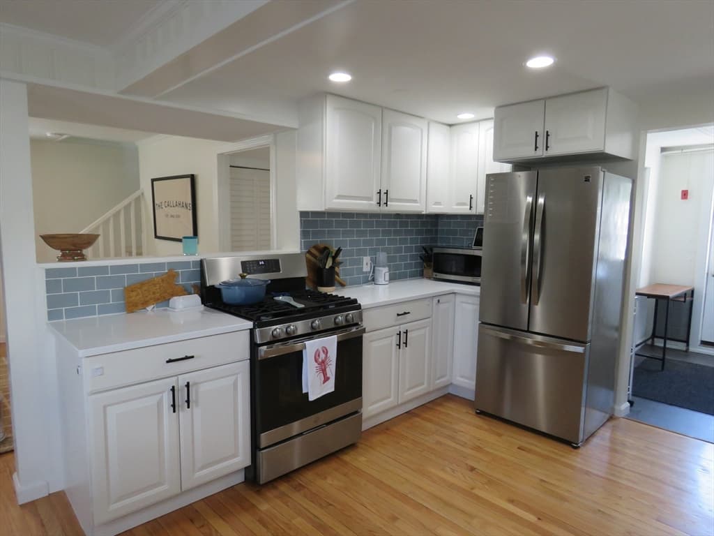 Single Family Residence at 38 Cedar Ln, Kingston MA 02364, Kingston, photo 4 of 30