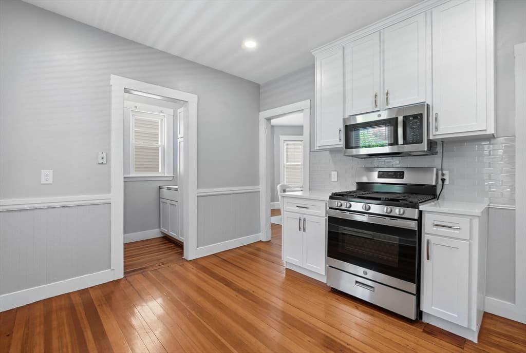 Condominium at 33 Rosemont # A, Boston MA 02122, photo 11 of 23