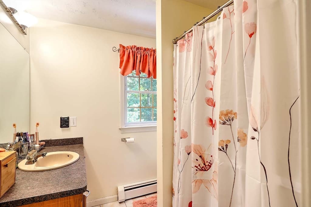 Single Family Residence at 30 Pine Warbler Way, Bellingham MA 02019, Bellingham, photo 17 of 28