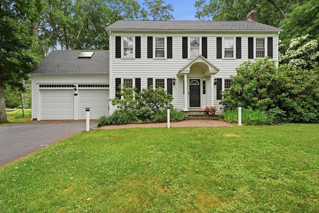 44 Old Meeting House Ln, Norwell MA 02061 photo 2