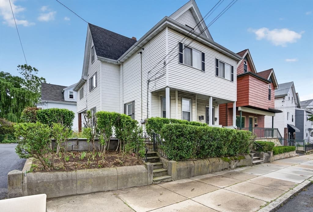 549 Main St, Medford MA 02155