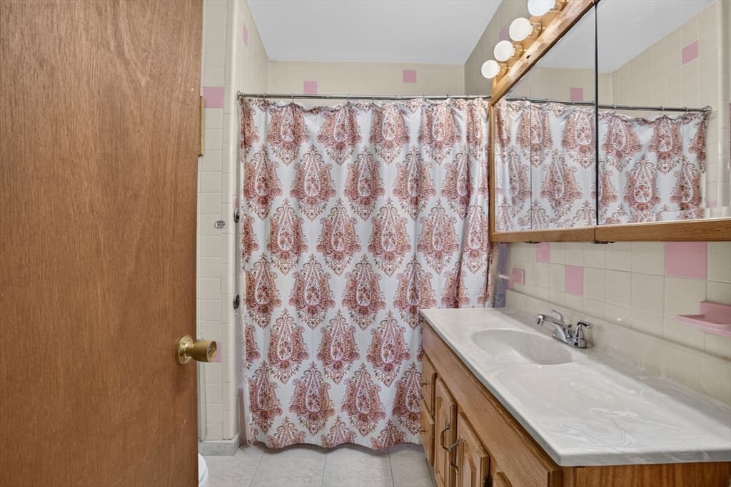 549 Main St, Medford MA 02155 photo 18
