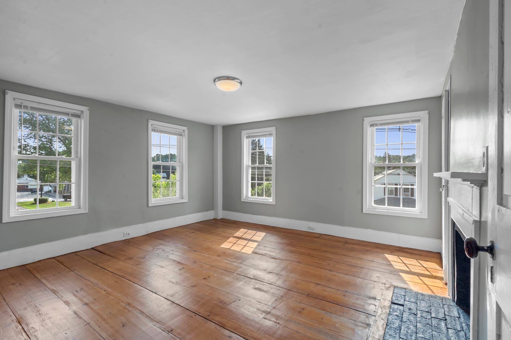 Single Family Residence at 2 Princeton Rd, Sterling MA 01564, Sterling, photo 17 of 35