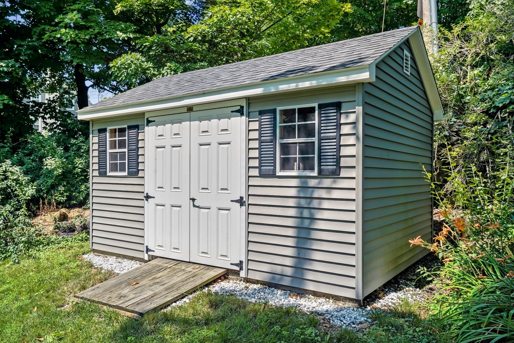 Single Family Residence at 2 Princeton Rd, Sterling MA 01564, Sterling, photo 32 of 35