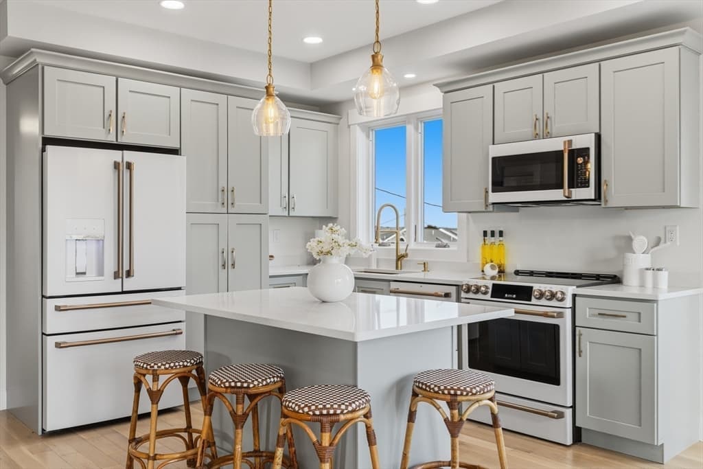 Single Family Residence at 1 Starboard Way, Mattapoisett MA 02739, Mattapoisett, photo 12 of 42