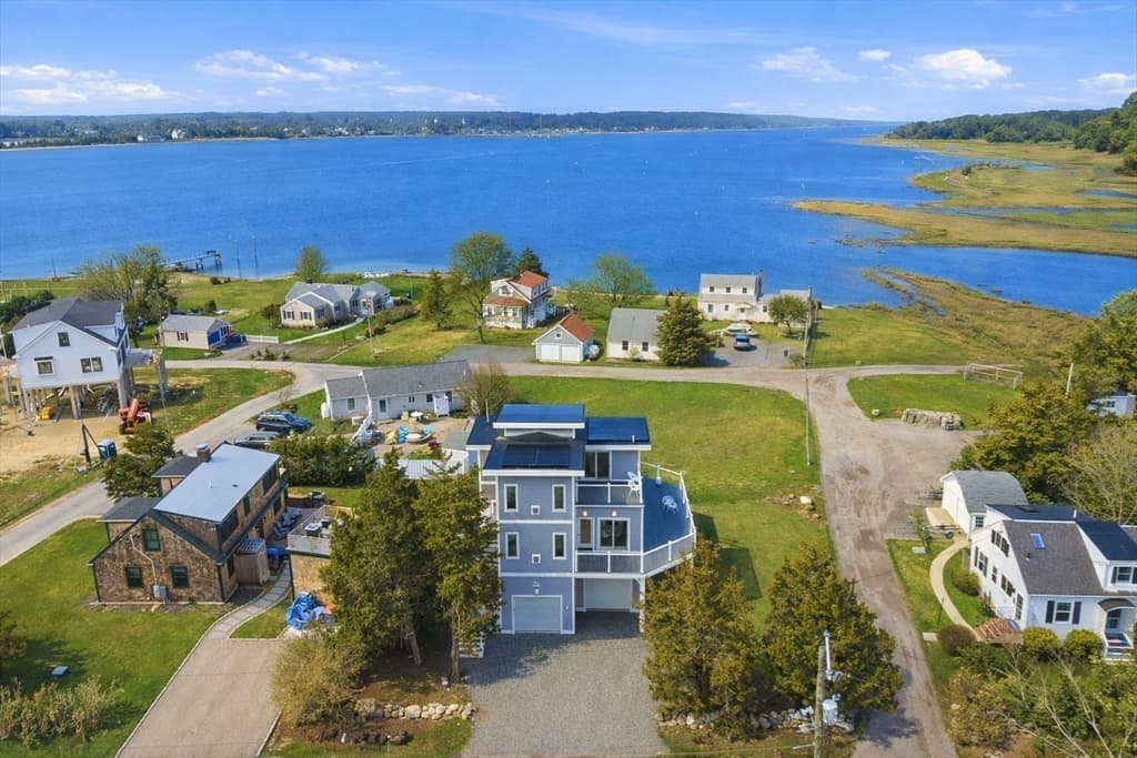 Single Family Residence at 1 Starboard Way, Mattapoisett MA 02739, Mattapoisett, photo 4 of 42