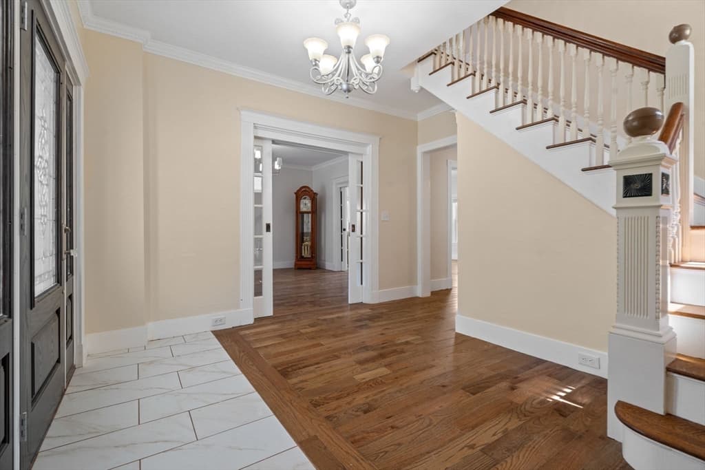 22 South Munroe Terrace, Boston MA 02122 photo 4