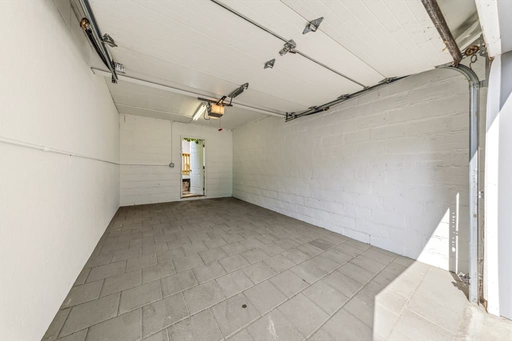Condominium at 36 Oak St # 1, Somerville MA 02143, photo 23 of 28