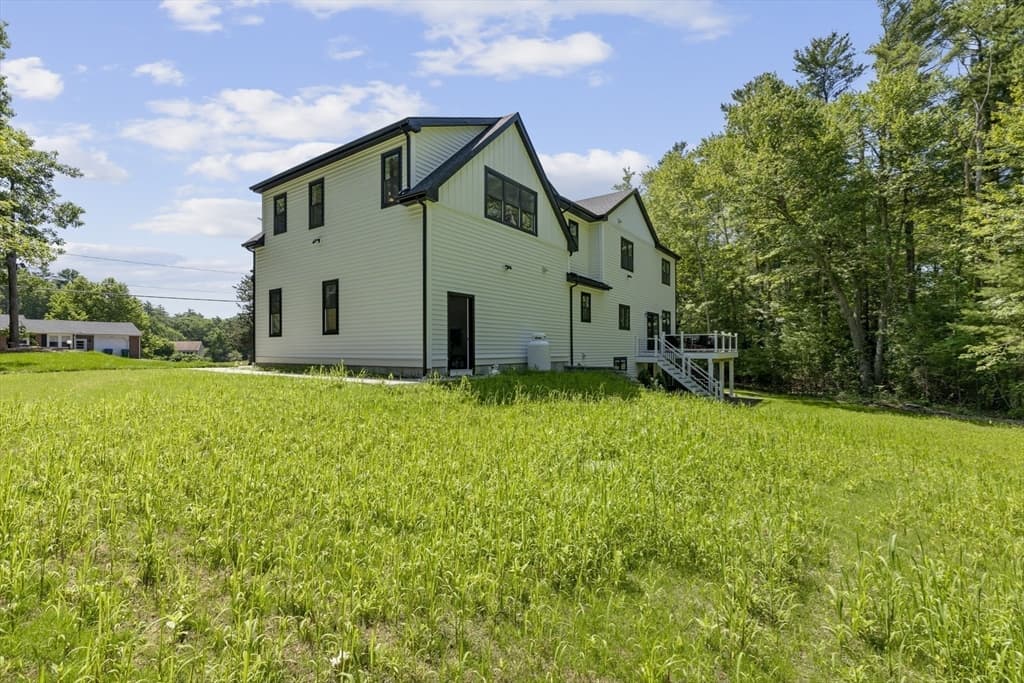 91 Howard St, Easton MA 02375 photo 40