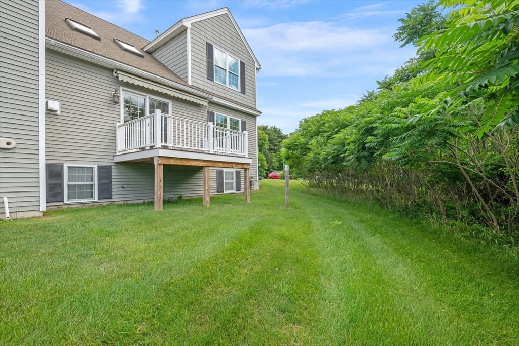 Condominium at 5 Pelton Way # 10, Hampton Falls NH 03844, Hampton Falls, photo 3 of 35