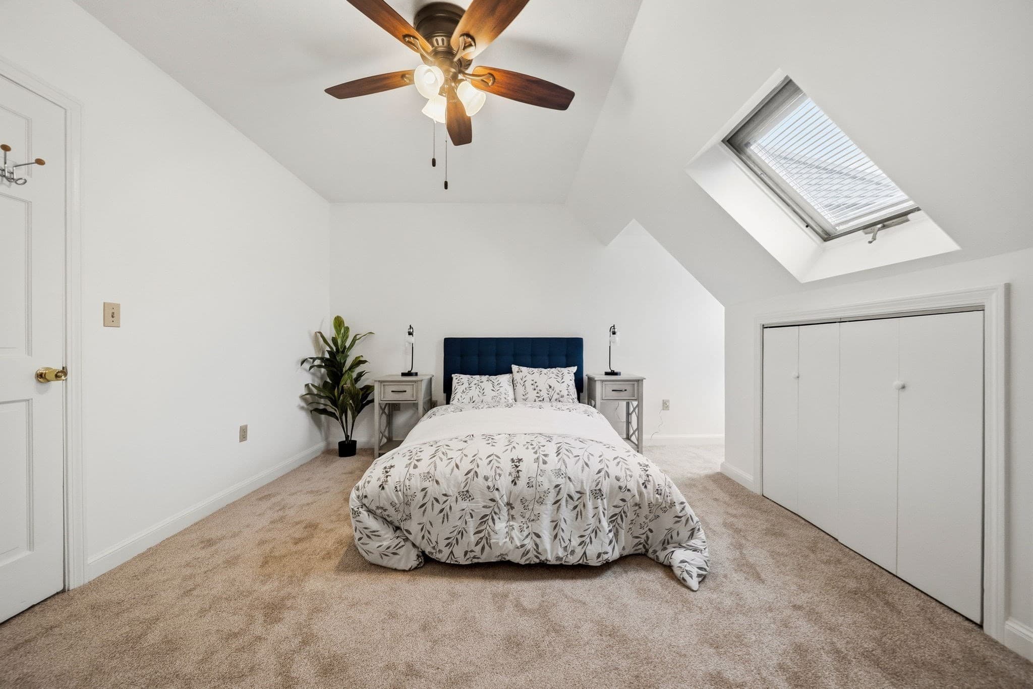 Condominium at 86 Walnut St # 3, Boston MA 02122, photo 24 of 38
