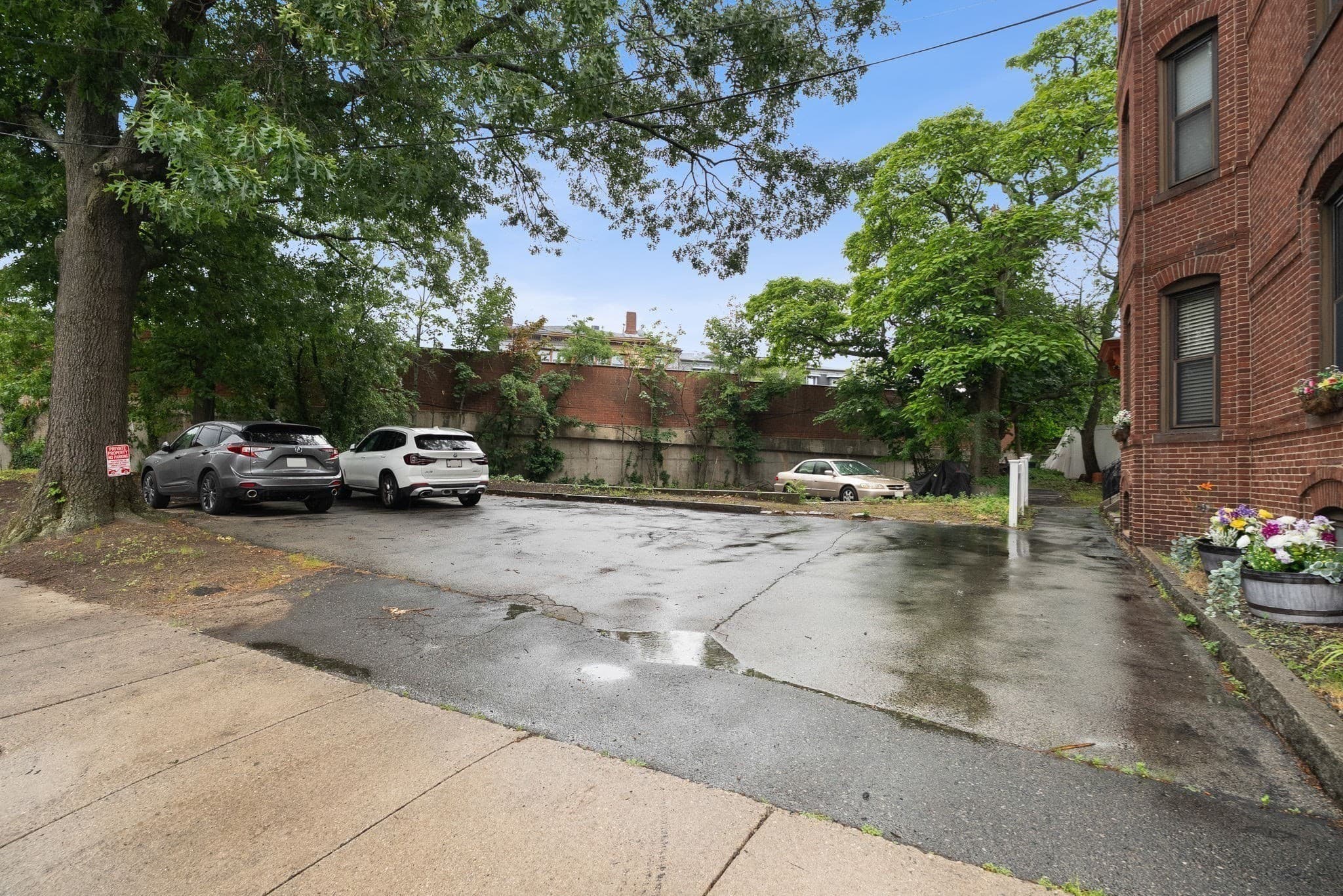 Condominium at 86 Walnut St # 3, Boston MA 02122, photo 29 of 38
