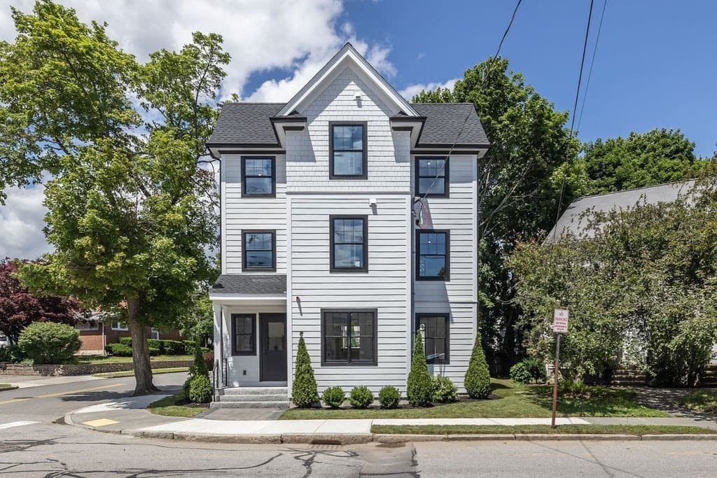 43 Crafts Street, Newton MA 02458