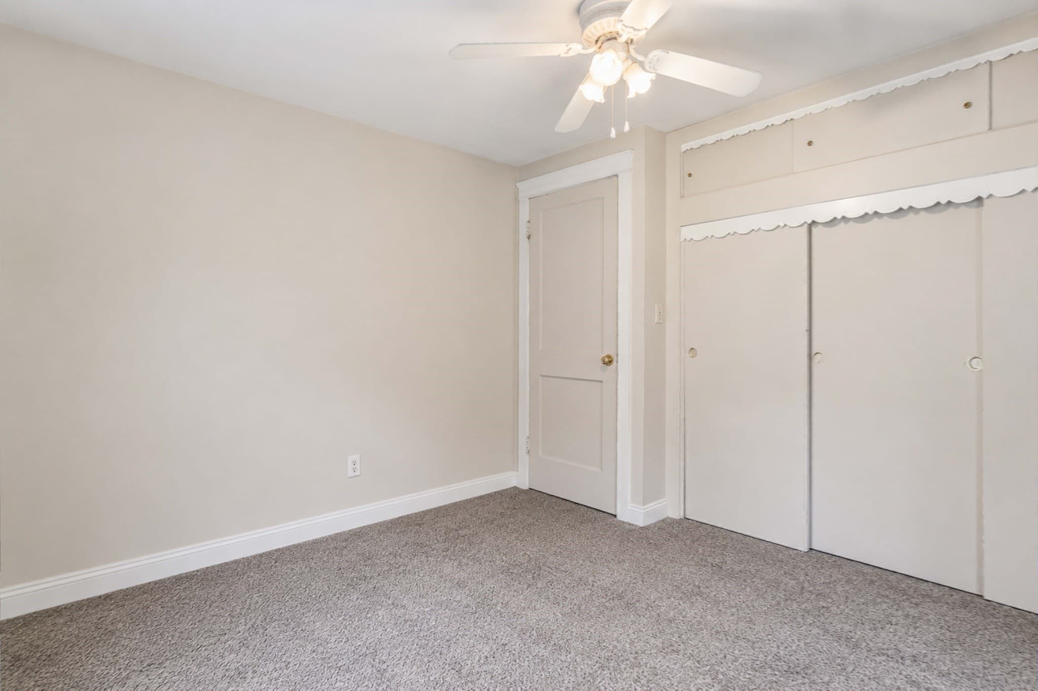 Single Family Residence at 14 Highland Ave, Taunton MA 02780, photo 19 of 34