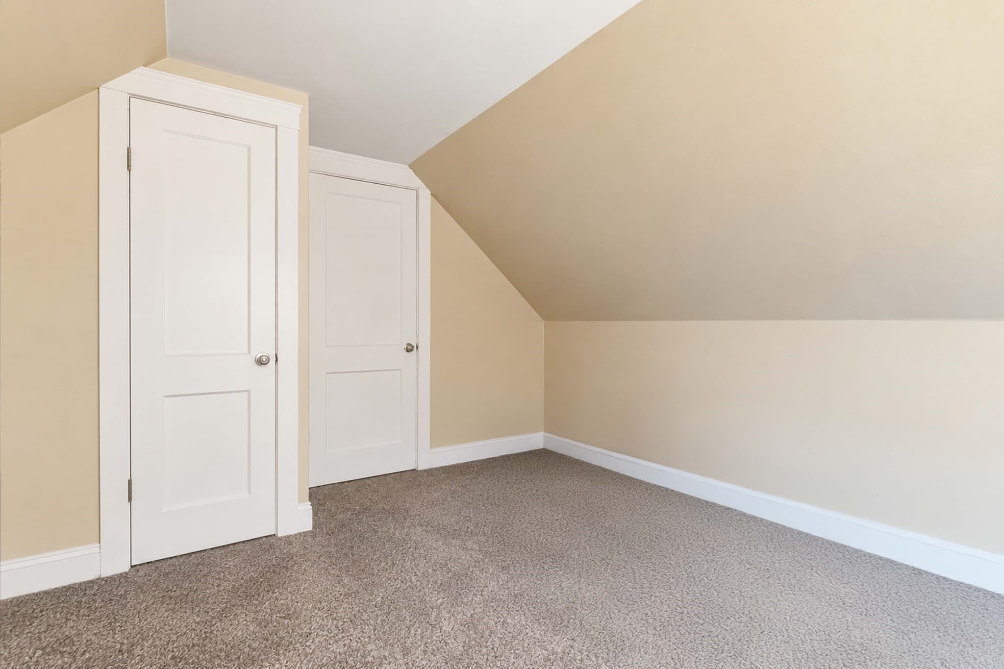 Single Family Residence at 14 Highland Ave, Taunton MA 02780, photo 25 of 34
