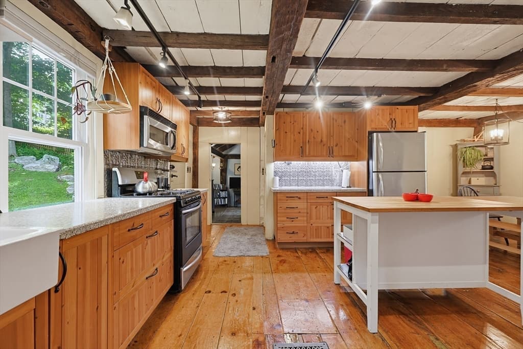 Single Family Residence at 5 Clark Terrace, Spencer MA 01562, Spencer, photo 16 of 38