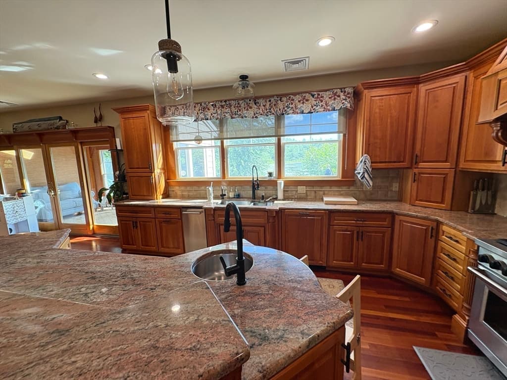 Single Family Residence at 20 Bungalow Point, Wilbraham MA 01095, Wilbraham, photo 17 of 38