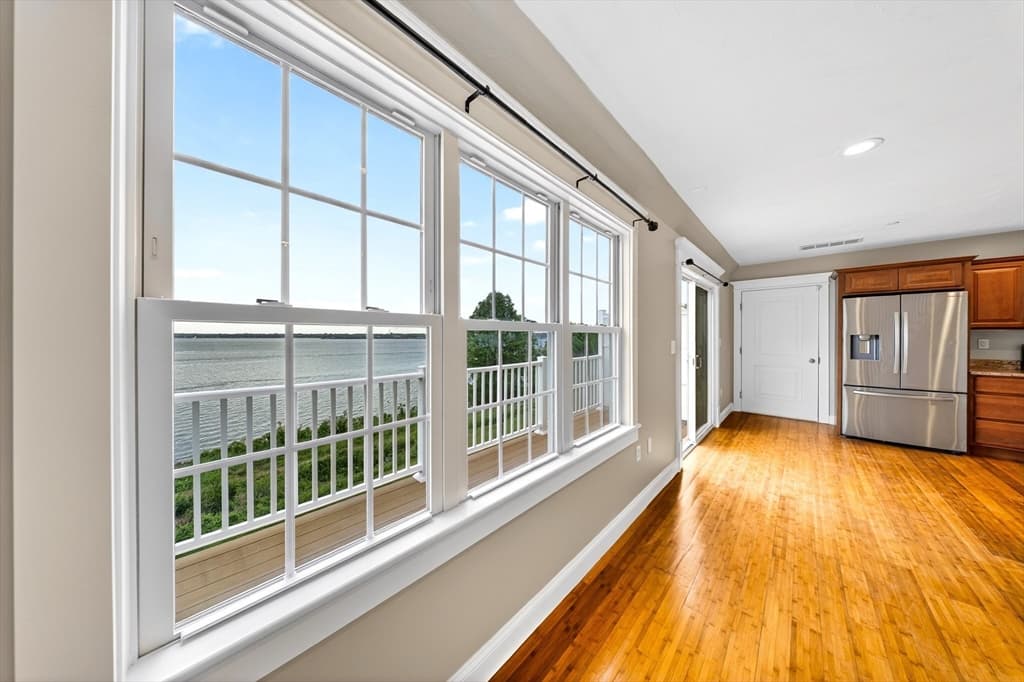 Condominium at 271 Draper St # 4, Fall River MA 02724, photo 22 of 28