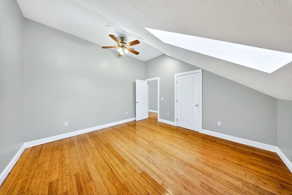 Condominium at 271 Draper St # 4, Fall River MA 02724, photo 18 of 28