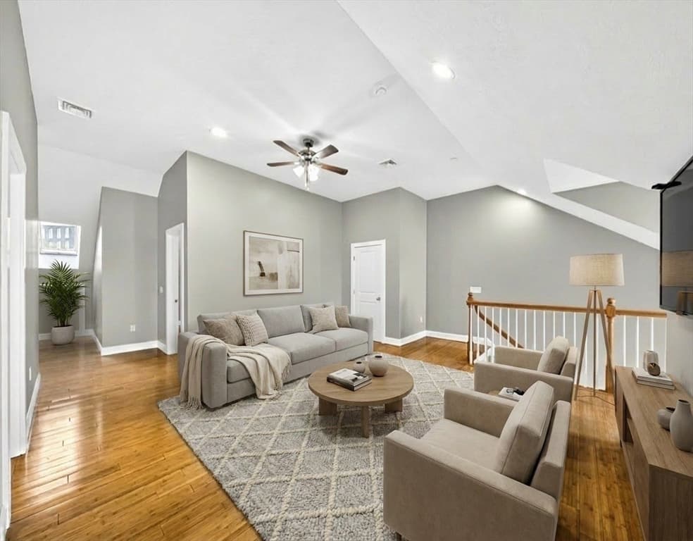 Condominium at 271 Draper St # 4, Fall River MA 02724, photo 21 of 28