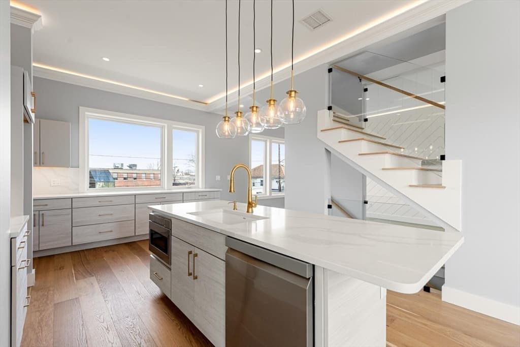 Condominium at 312 Newton Street # 2A, Waltham MA 02453, photo 6 of 28