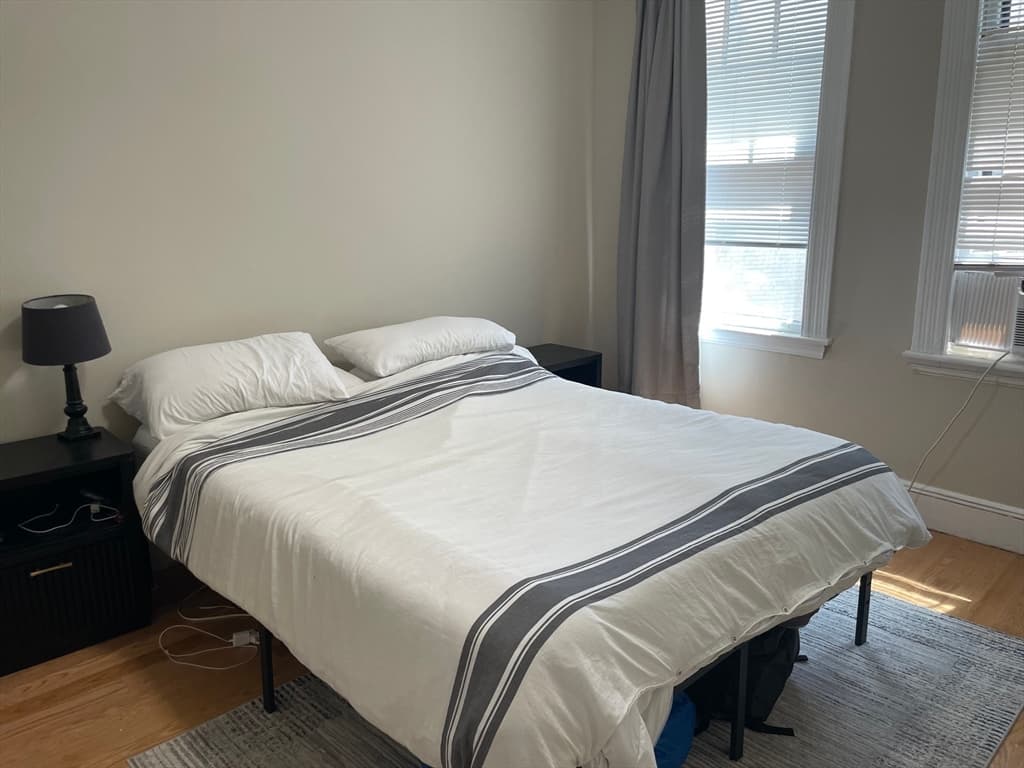 Condominium at 32 Sidlaw Rd # 14, Boston MA 02135, photo 5 of 9