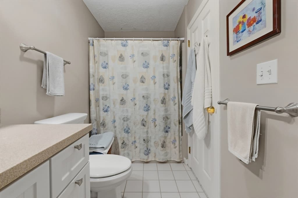 Condominium at 305 Salem St # 312, Woburn MA 01801, Woburn, photo 25 of 39
