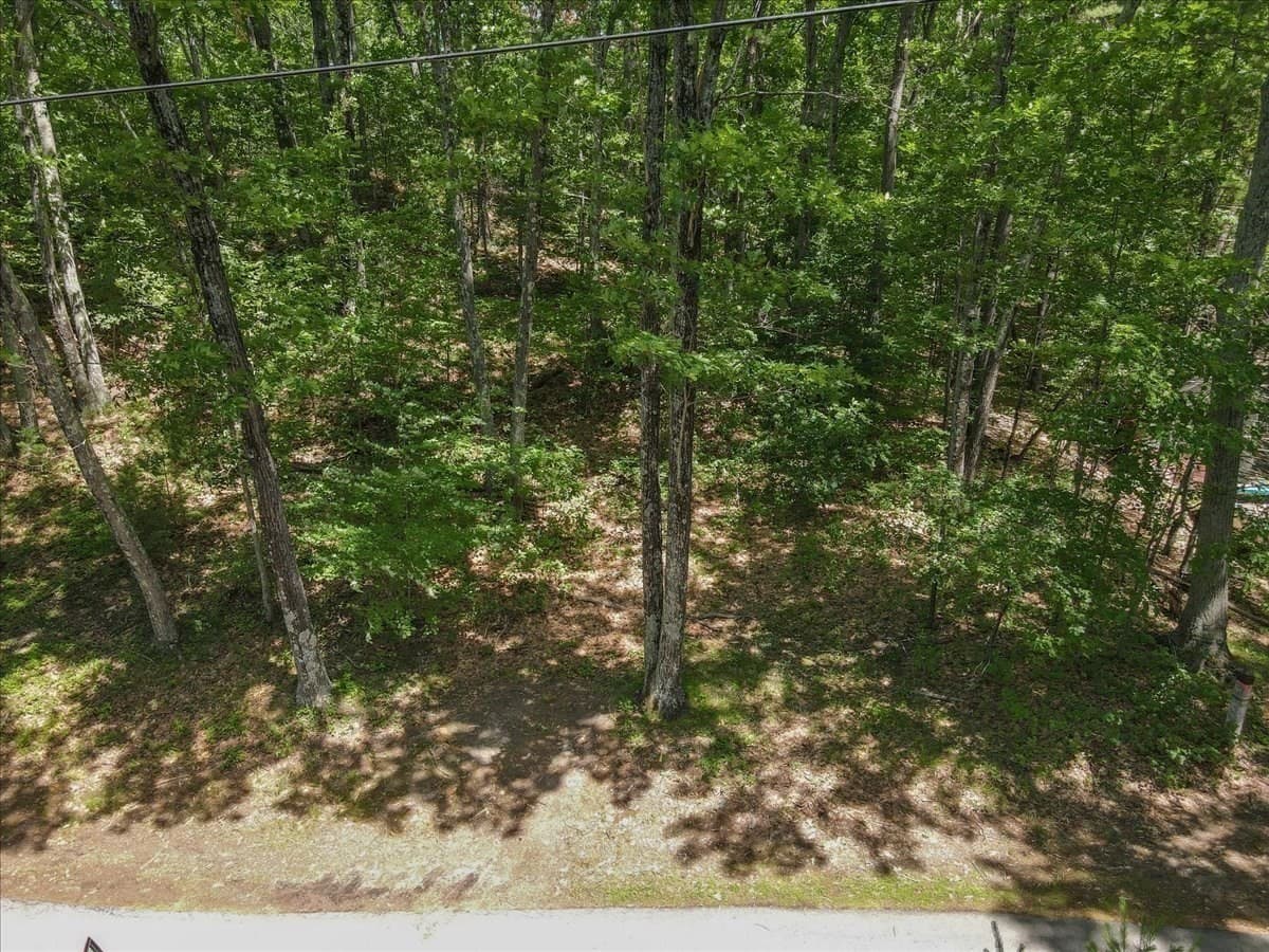 Residential at 9 Georgia Rd, Groton MA 01450, photo 18 of 28