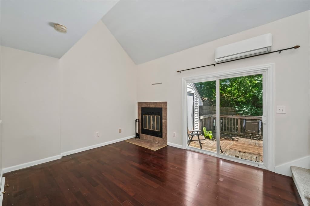 235 Lake St # D, Weymouth MA 02189 photo 3