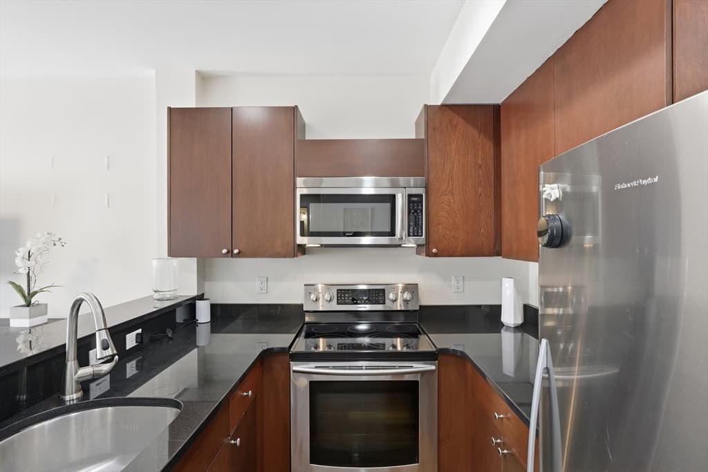 Condominium at 533 Cambridge Street # 306, Boston MA 02134, Boston, photo 11 of 25