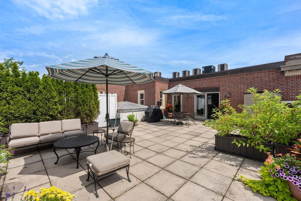 Condominium at 57 E Concord St # 9, Boston MA 02118, Boston, photo 16 of 31