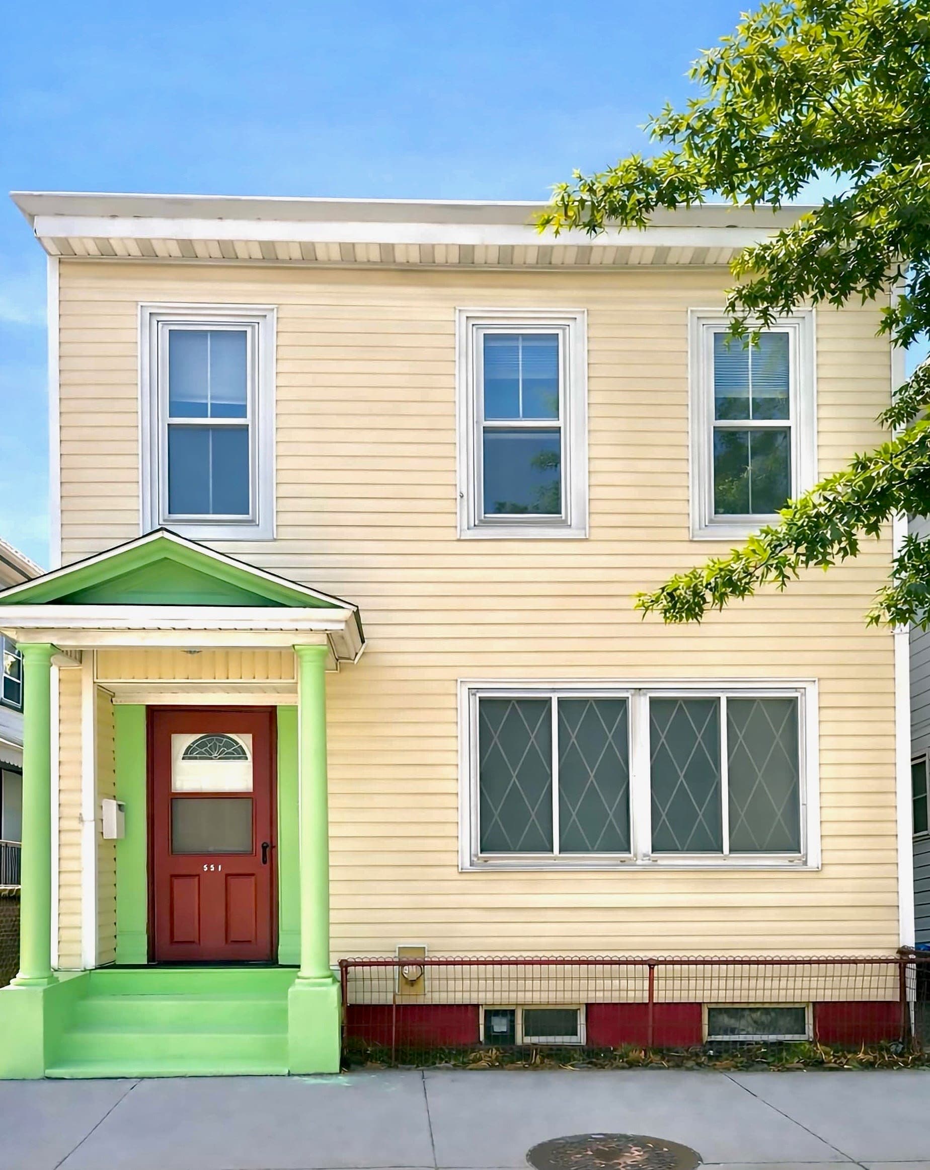 551 Bennington St, Boston MA 02128