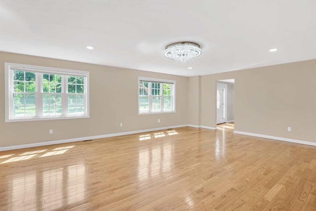 Single Family Residence at 990 Frank Smith Rd, Longmeadow MA 01106, Longmeadow, photo 12 of 42