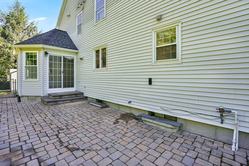 Single Family Residence at 990 Frank Smith Rd, Longmeadow MA 01106, Longmeadow, photo 35 of 42