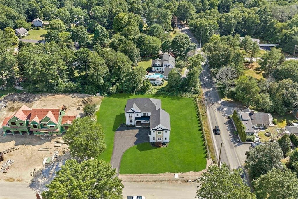 Single Family Residence at 9 Cervelli Farm Dr, Hanover MA 02339, Hanover, photo 34 of 36