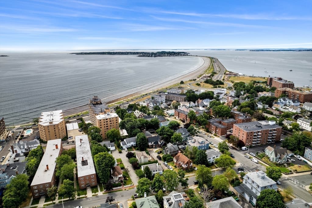 Condominium at 30 Ocean St # 4, Lynn MA 01902, photo 15 of 18