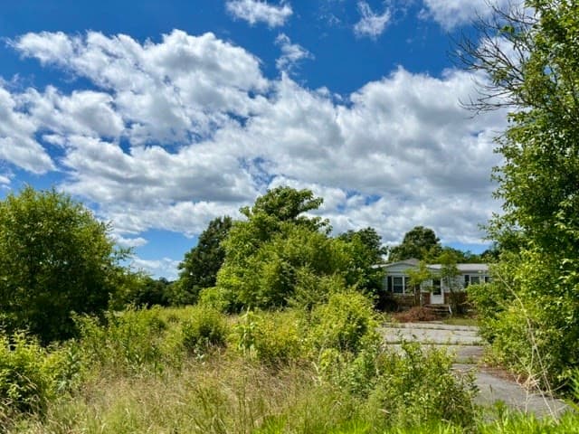 Residential at 921 Main St, Acushnet MA 02743, photo 7 of 8