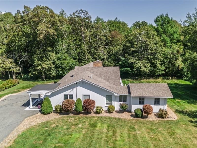 6 Strathmore Rd, Dartmouth MA 02747 photo 6
