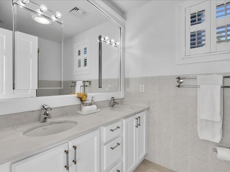 6 Strathmore Rd, Dartmouth MA 02747 photo 28
