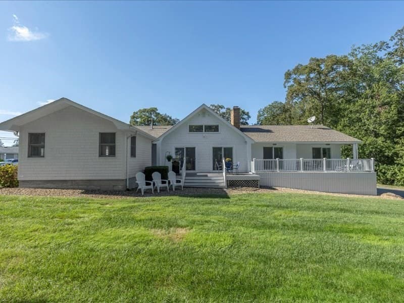 6 Strathmore Rd, Dartmouth MA 02747 photo 5