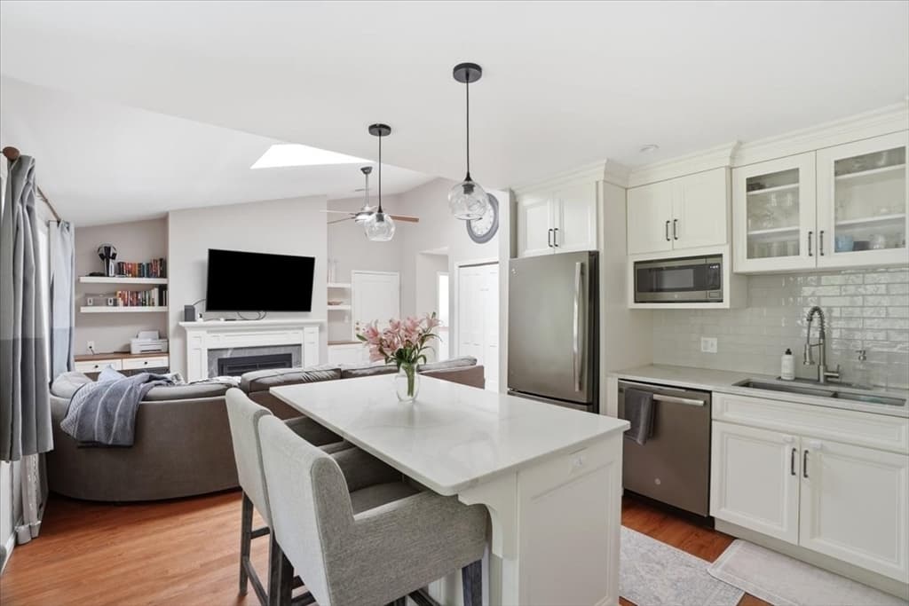 1905 Hockley Dr # 1905, Hingham MA 02043 photo 4