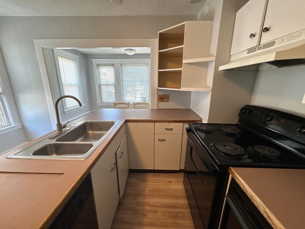 4 Family at 59 Cooper Ave, Woonsocket RI 02895, Woonsocket, photo 2 of 42
