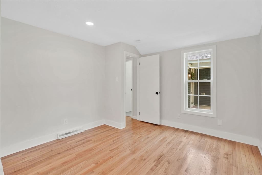 42 Wheeler Dr, Enfield CT 06082 photo 24