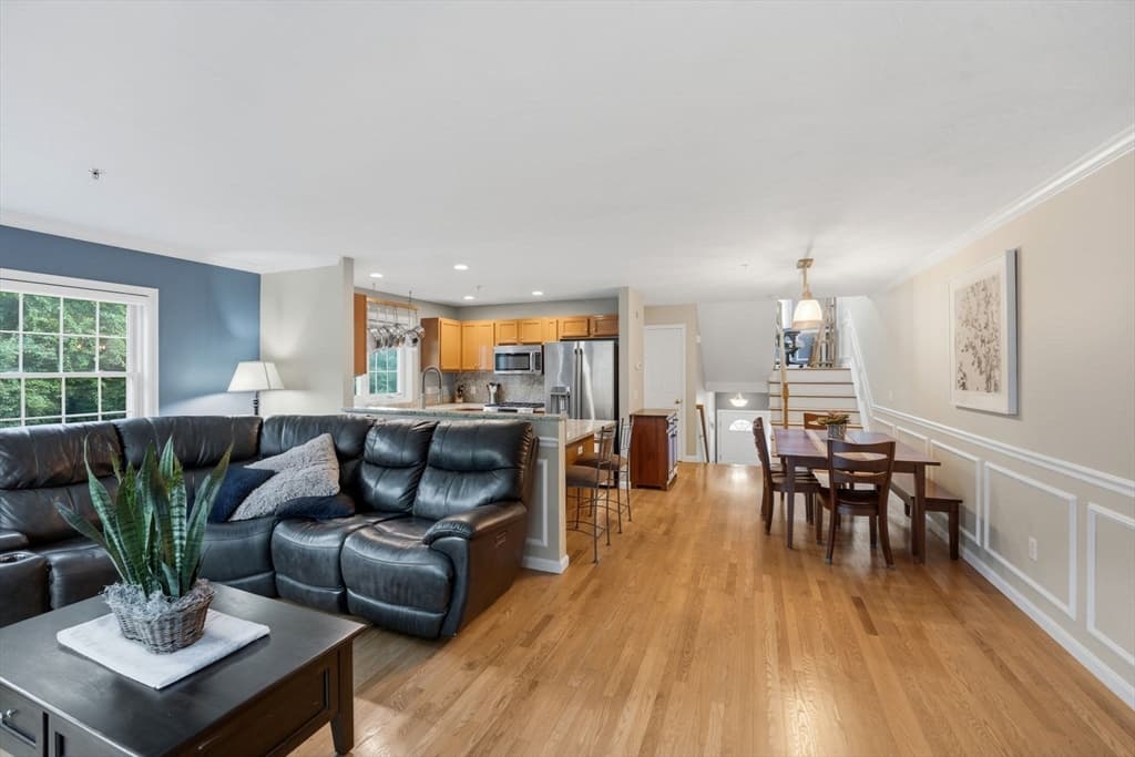 Condominium at 23 Azalea Ln # 23, Grafton MA 01519, Grafton, photo 21 of 41
