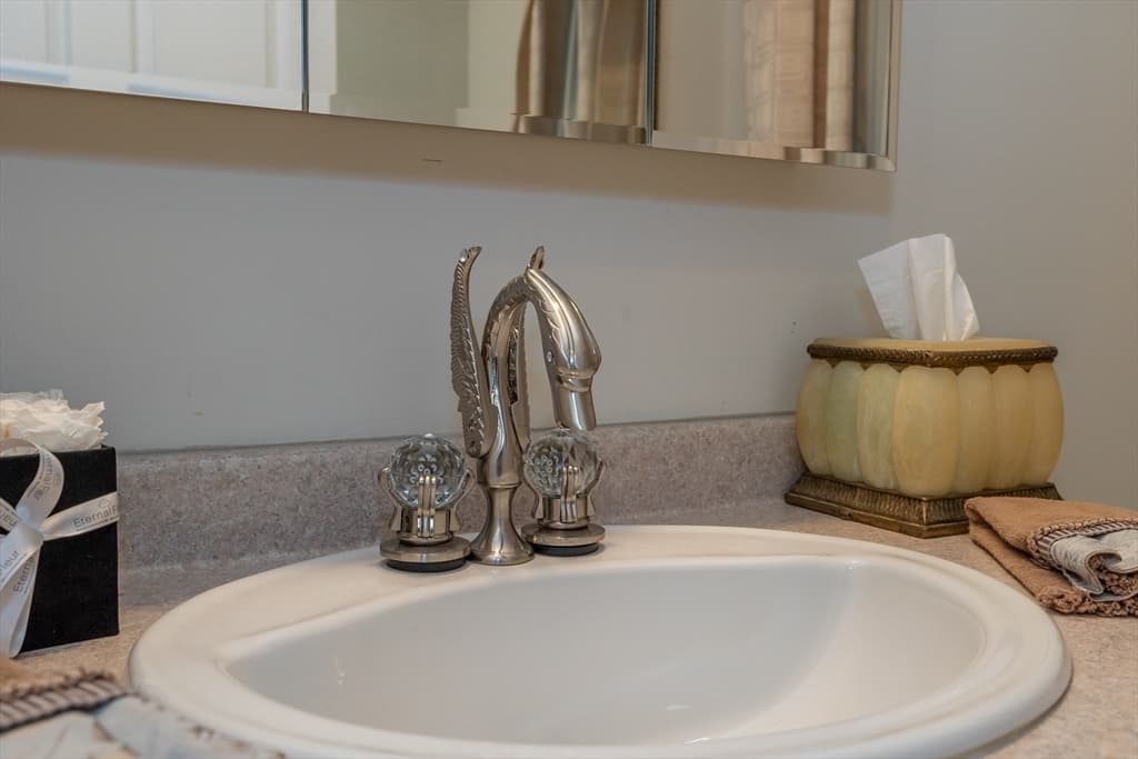 5 Poe Cir, Tyngsborough MA 01879 photo 10