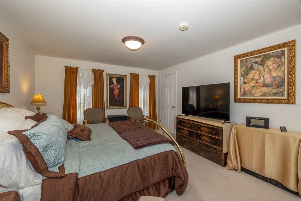 5 Poe Cir, Tyngsborough MA 01879 photo 14
