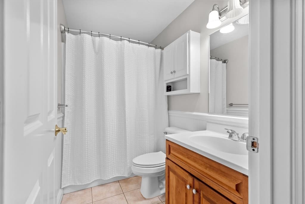 Condominium at 235 Carver Rd # 3, Plymouth MA 02360, Plymouth, photo 22 of 32